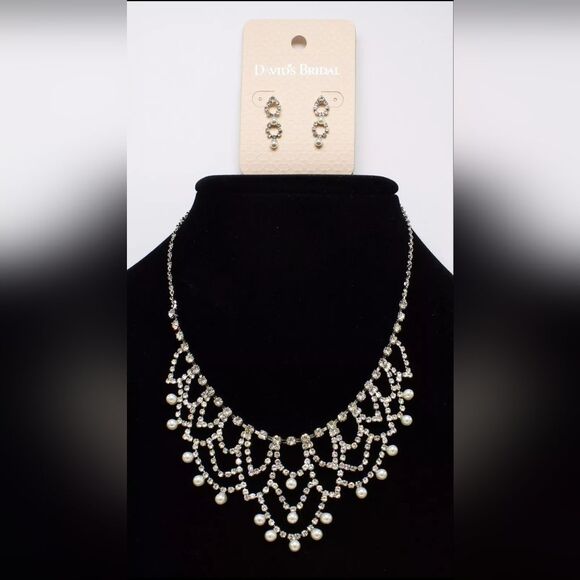 David's Bridal Silver and Pearl Necklace and Earring Set - Picture 1 of 4